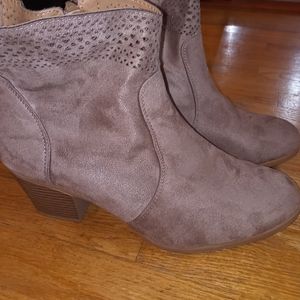Dark Gray boots